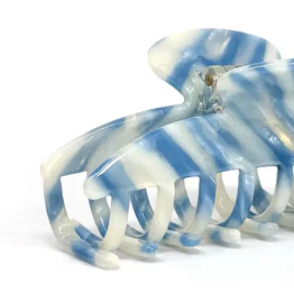 NWT The Big Guy Blue Marbled Hair Claw Clip